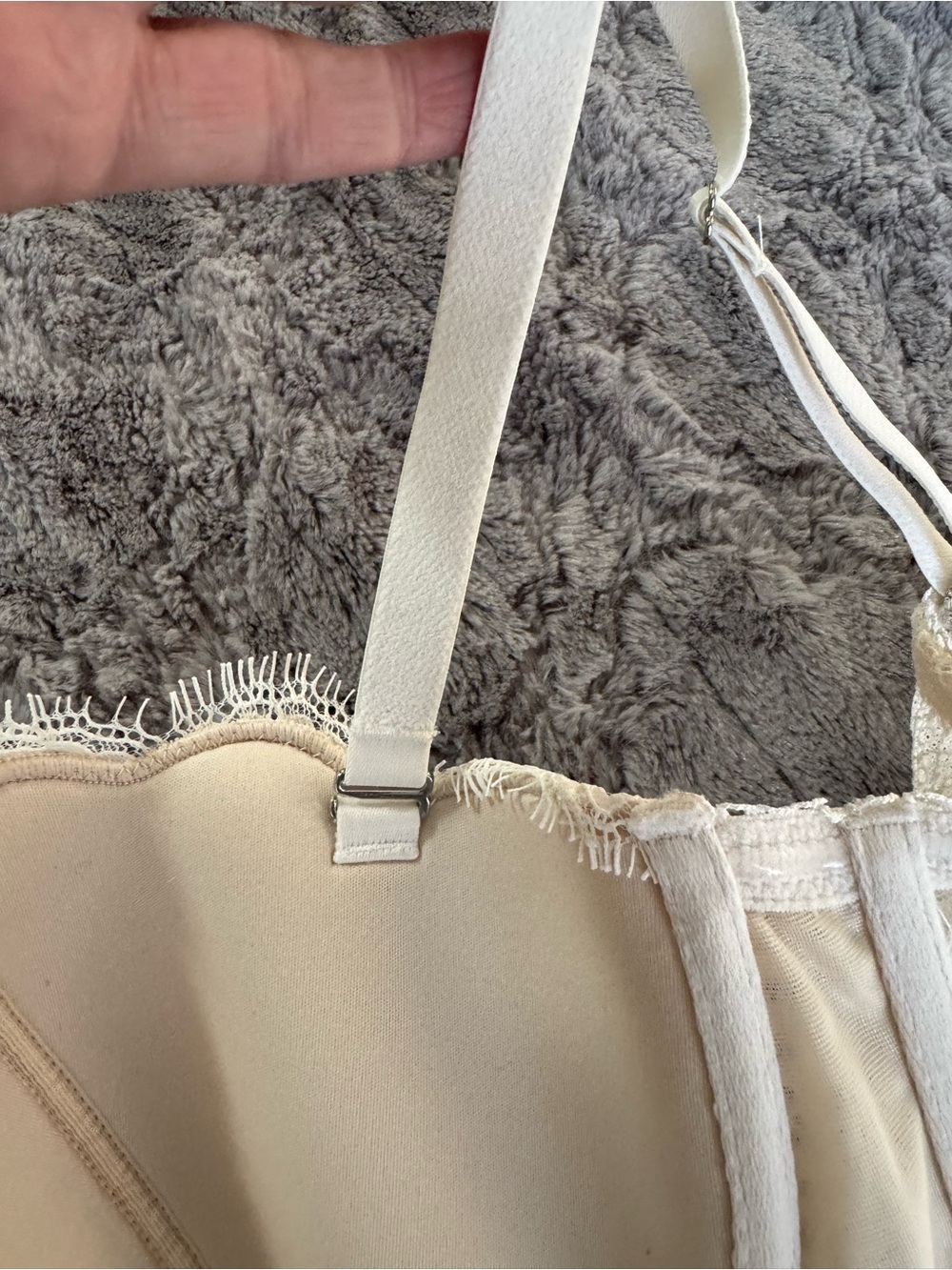 Victoria's Secret Cream Lace Longline Balconette Bra - Picture 8 of 9